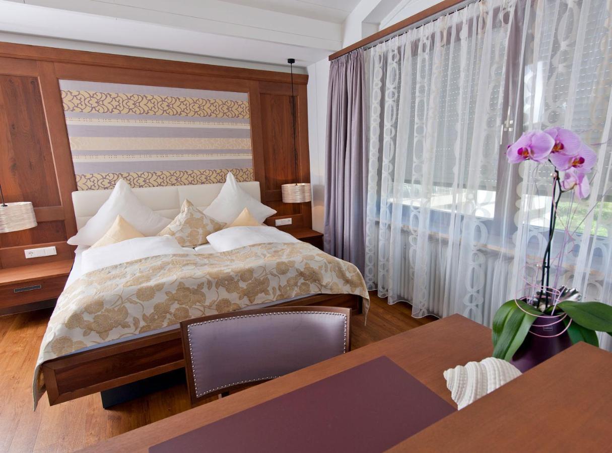 Hotel Heinzler Am See Імменштад-ам-Бодензе Екстер'єр фото
