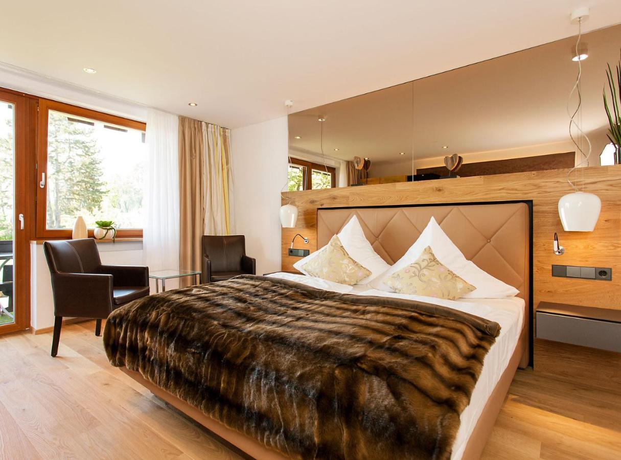 Hotel Heinzler Am See Імменштад-ам-Бодензе Екстер'єр фото